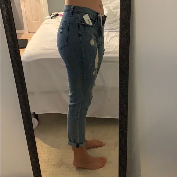 Ripped Patched Mom Jeans Ankle Cropped - Picture 3 of 5